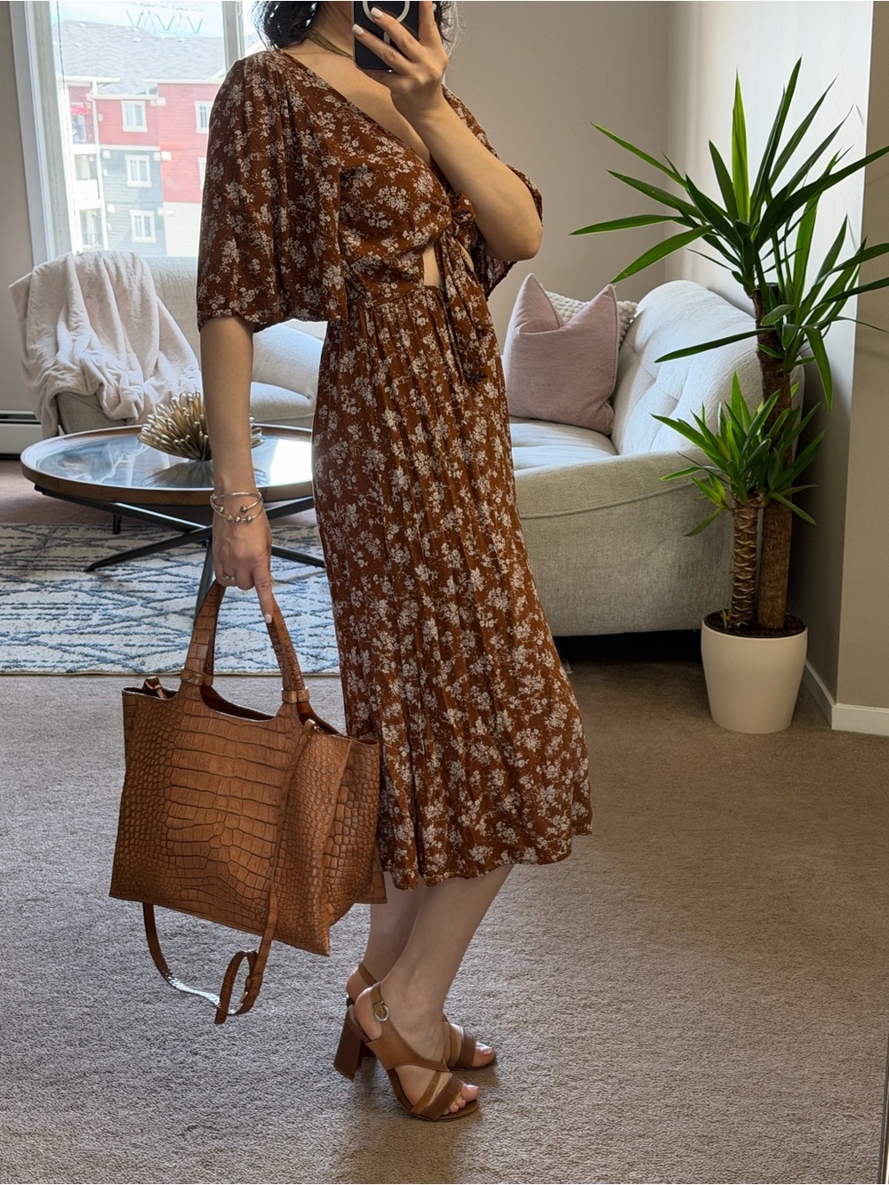 Audrey 3+1 Front Cutout Tie V-neck Butterfly Sleeve Dress